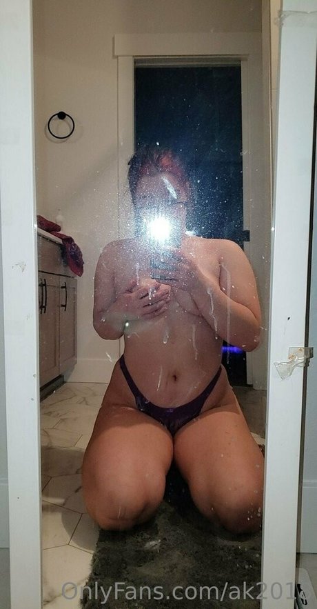 ak2018 star nude img