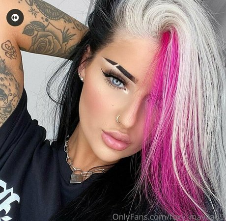 foxy mayaa69 exclusive pornstar photos