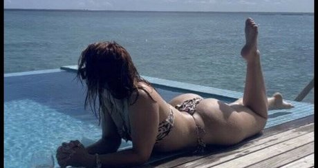 Liv Humby naked actress pics