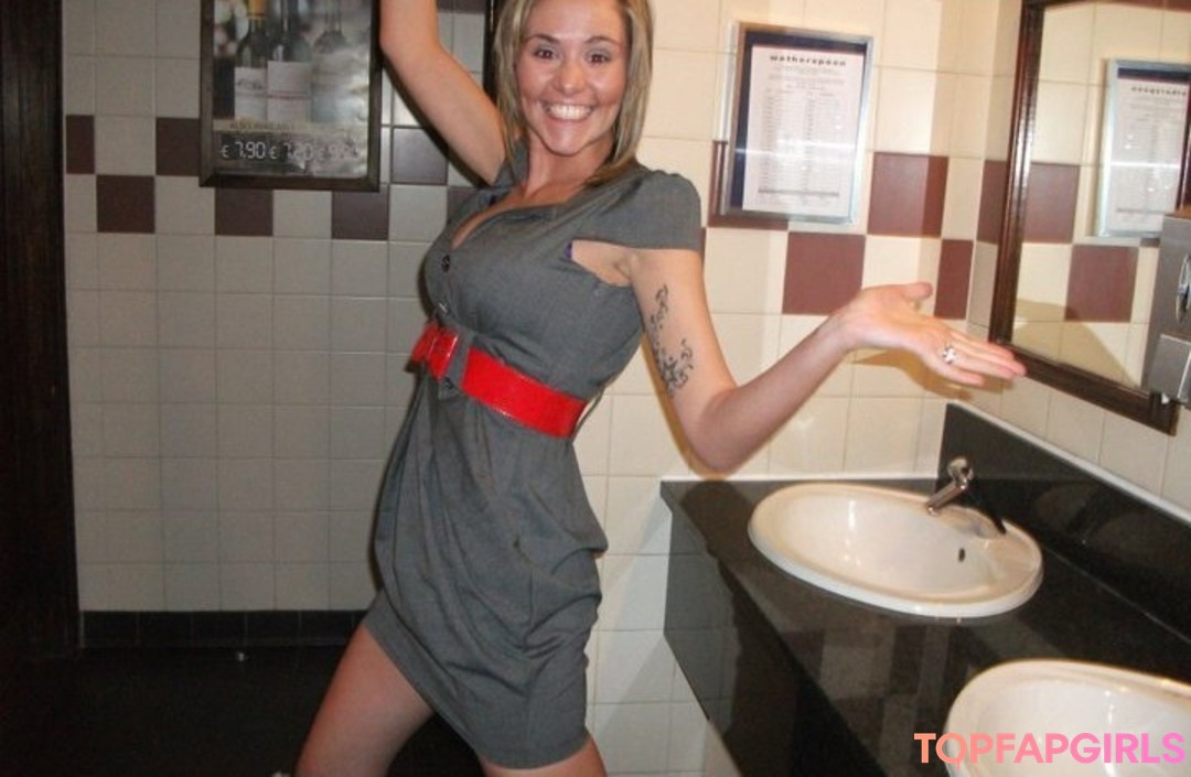 Michelle Fenwick erotic star image