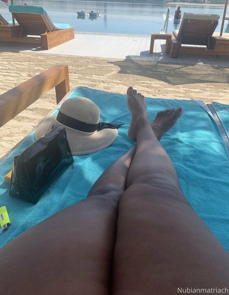 madam___caramel pornstar adult images