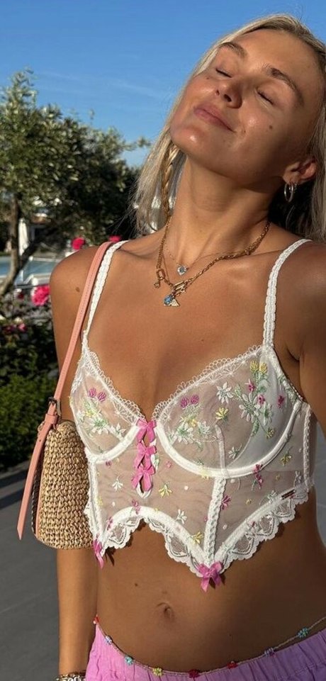 Misha Grimes pretty pornstar image