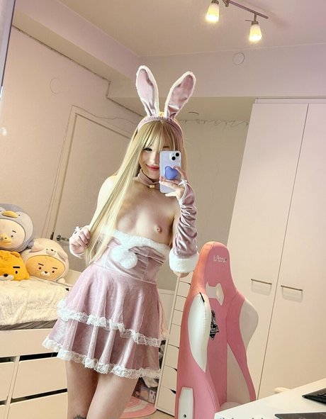 kiraistiny pretty actress photos