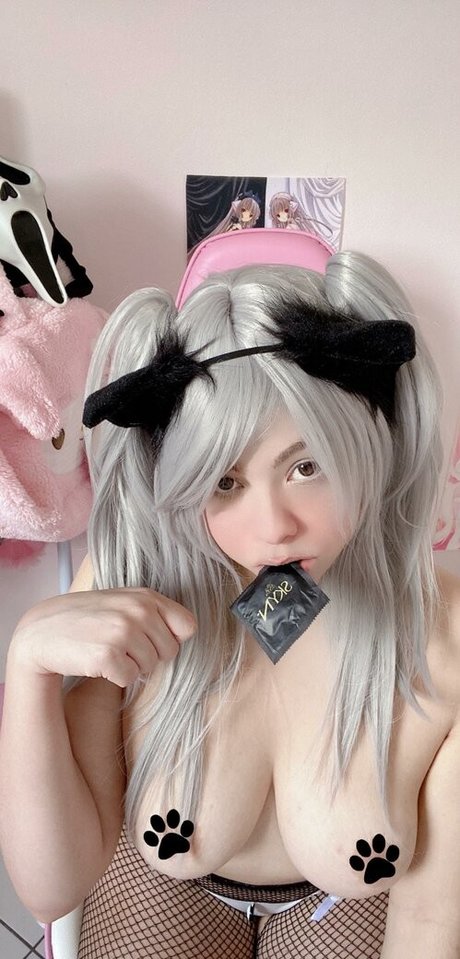 lobotomyprincess top profile image