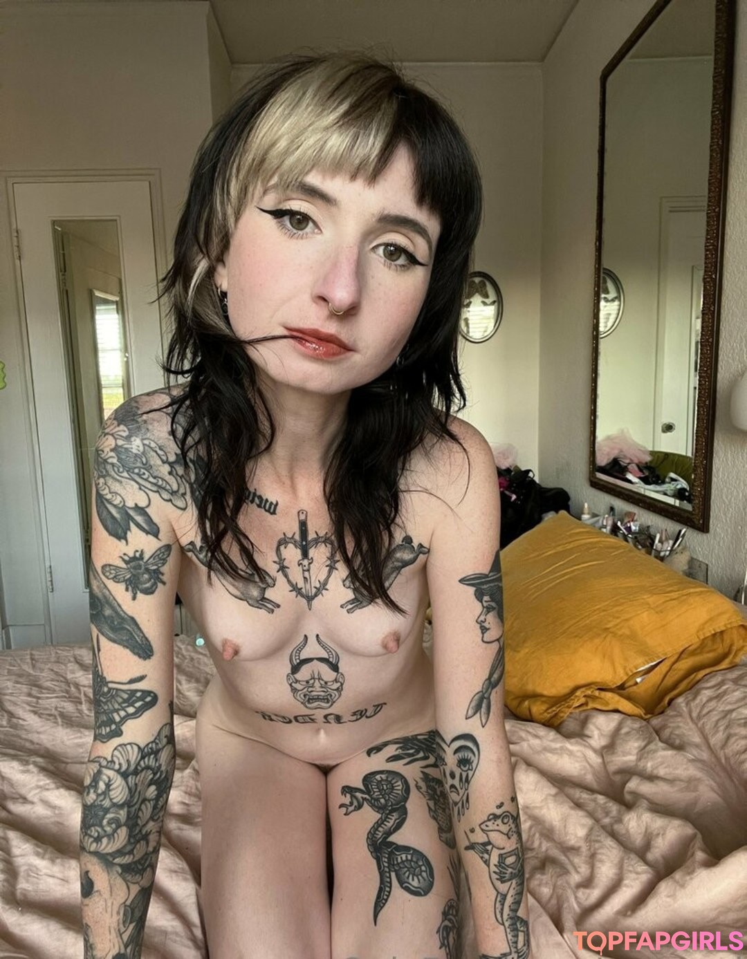 shemale handjob onlyfans exclusive pic