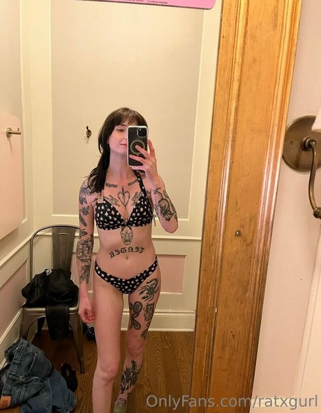 hottest midget onlyfans sexy nudes photo