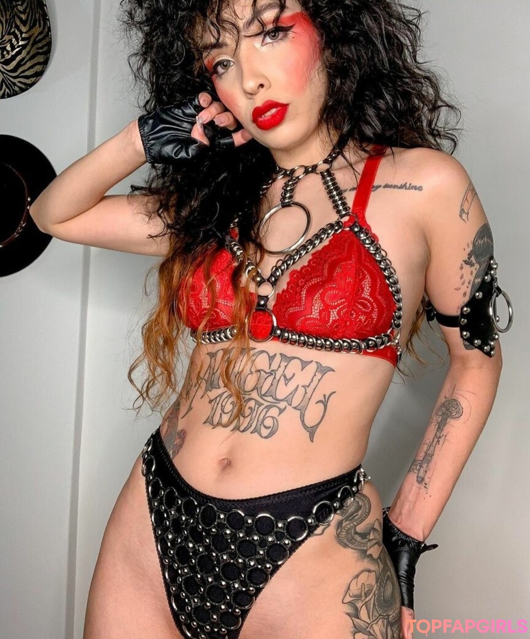 Angel Ferrari star hot image