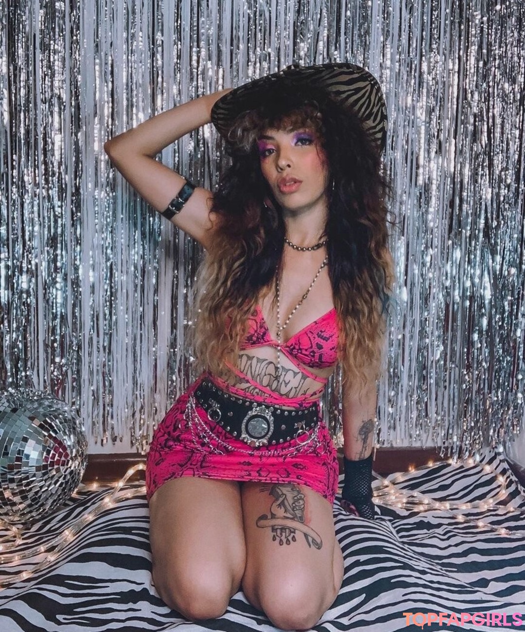 Angel Ferrari model nice images