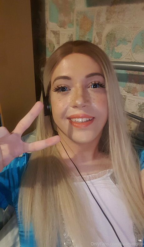 kaileyaustin art star pic