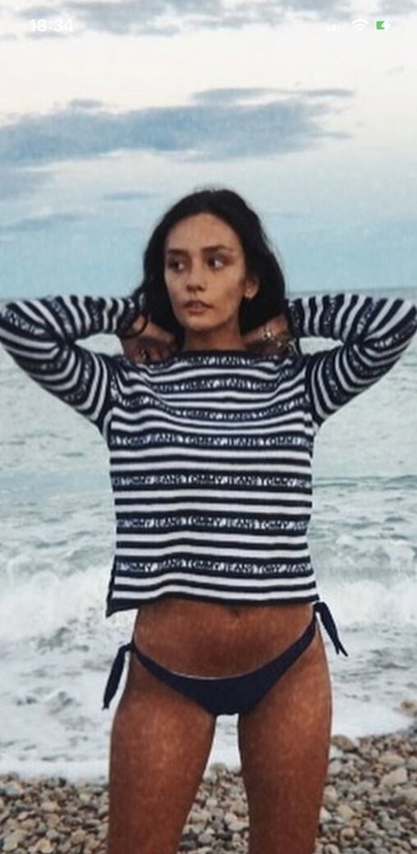 Daiana Dugalia hd star archive