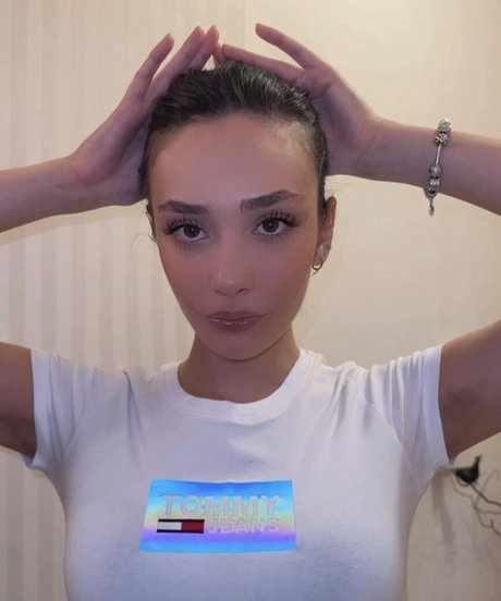 Daiana Dugalia pornstar adult gallery