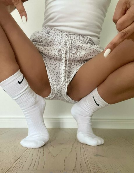 mimistllmrs model pretty img