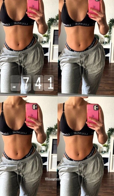 brunette petite onlyfans nude images