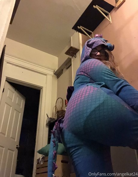 nerdy teen onlyfans free naked images