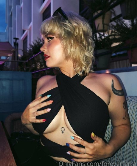 foreverferra model best pic