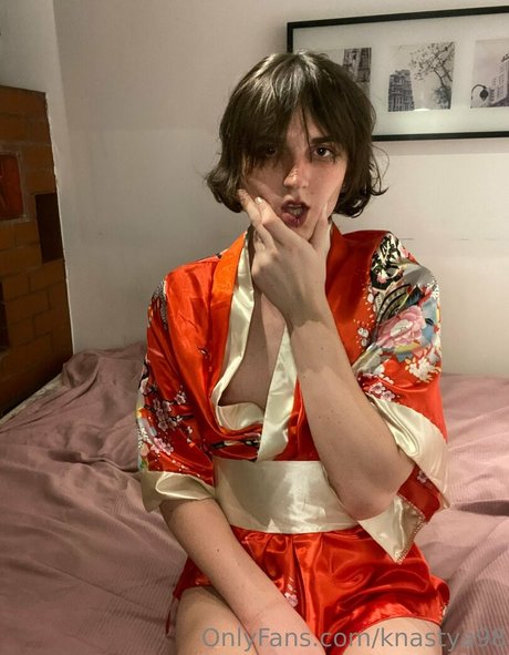 ashamok star top pic