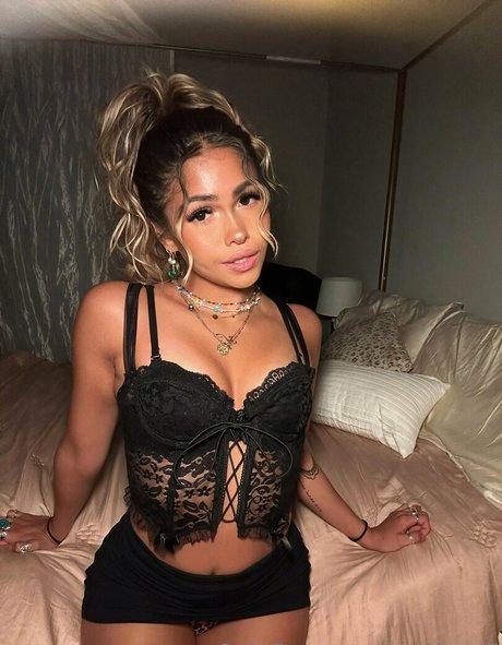 waifusofi nice pornstar pictures