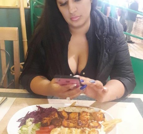 Csimbora Barbara hot pornstar pics