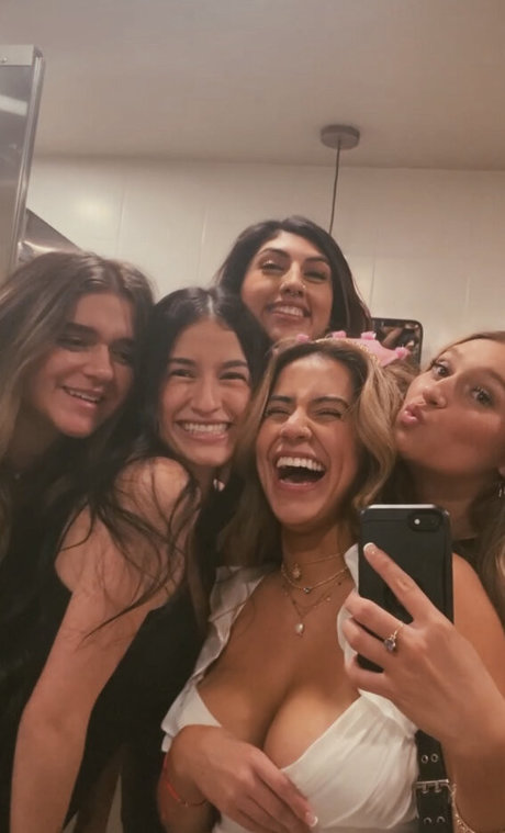 Nilaiyah Rey porn actress pictures