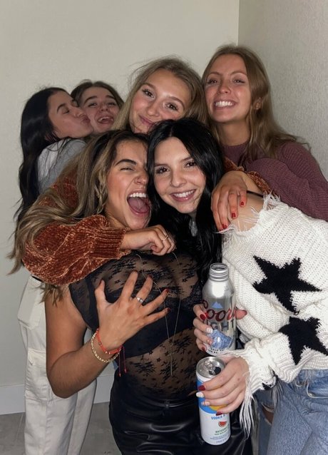 Nilaiyah Rey model art photo