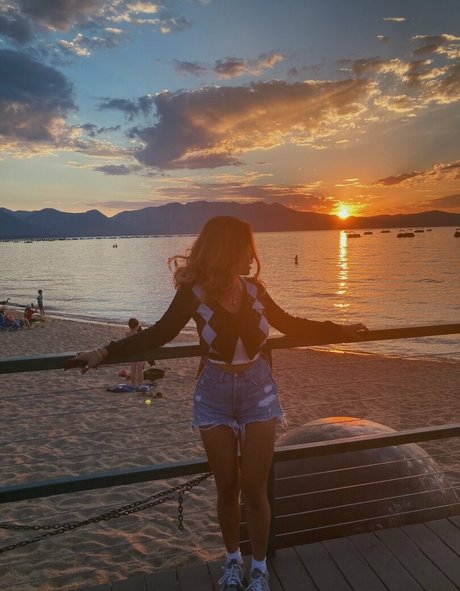 Nilaiyah Rey model beautiful galleries