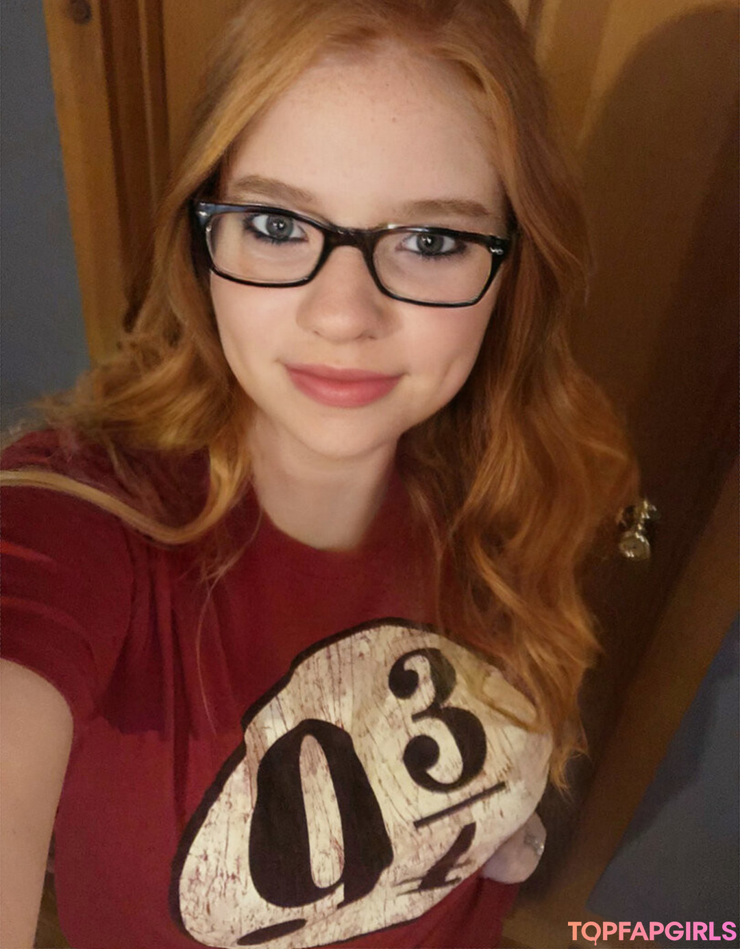 redpandaeyes model perfect picture