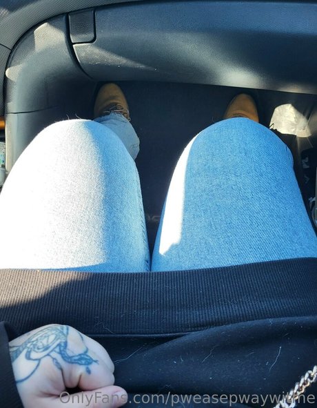 pweasepwaywitme model adult archive