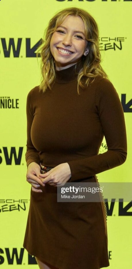 Katelyn Nacon pretty actress archive