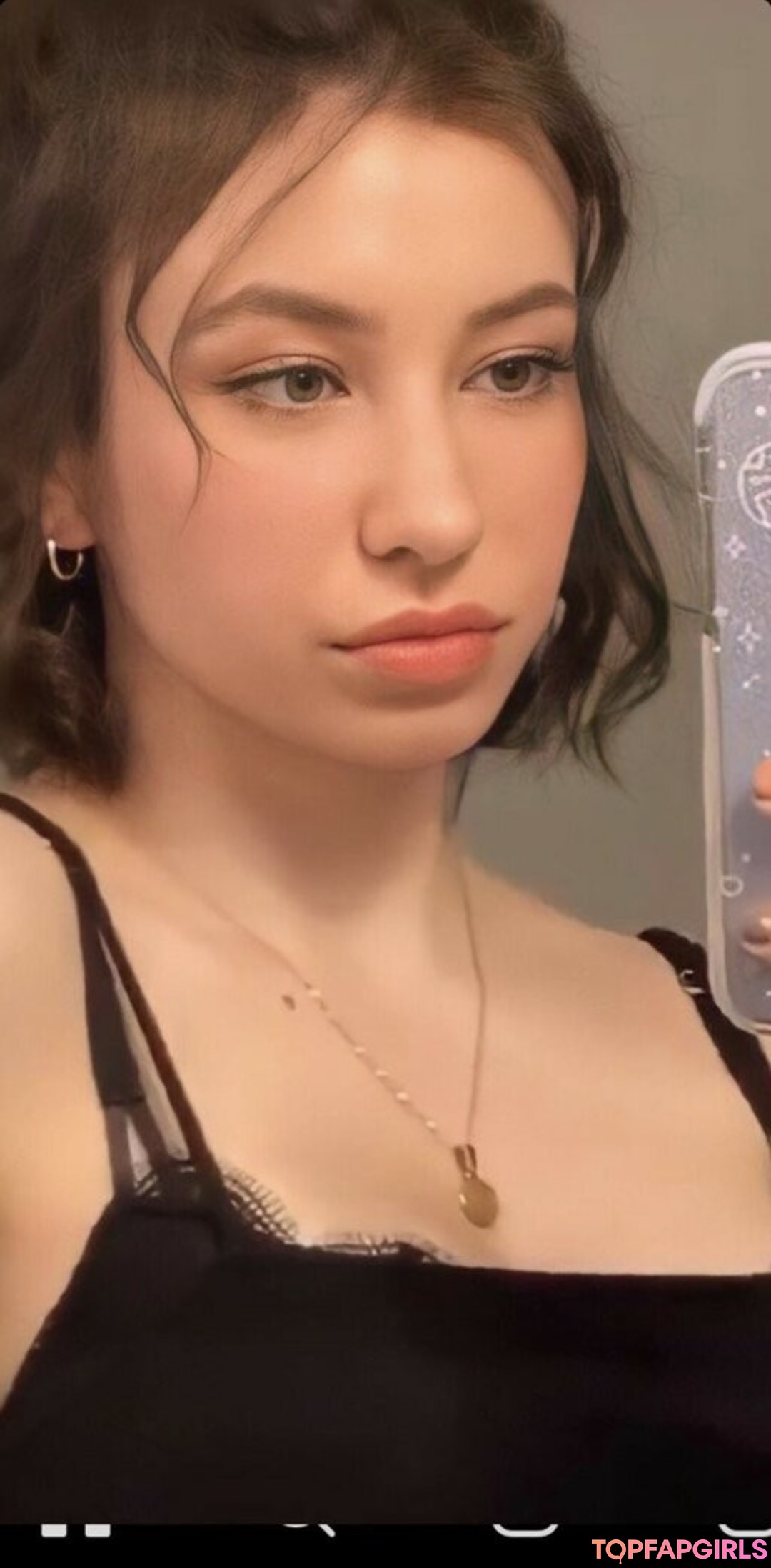 Katelyn Nacon nude actress image