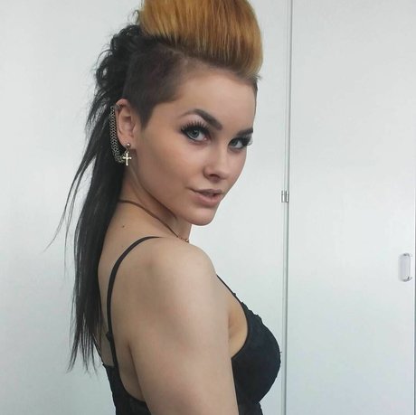 VMissyB pornstar nice pics