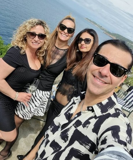 teen natural tits onlyfans free naked photo