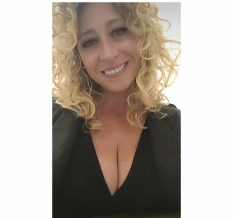 trans onlyfans free naked pic