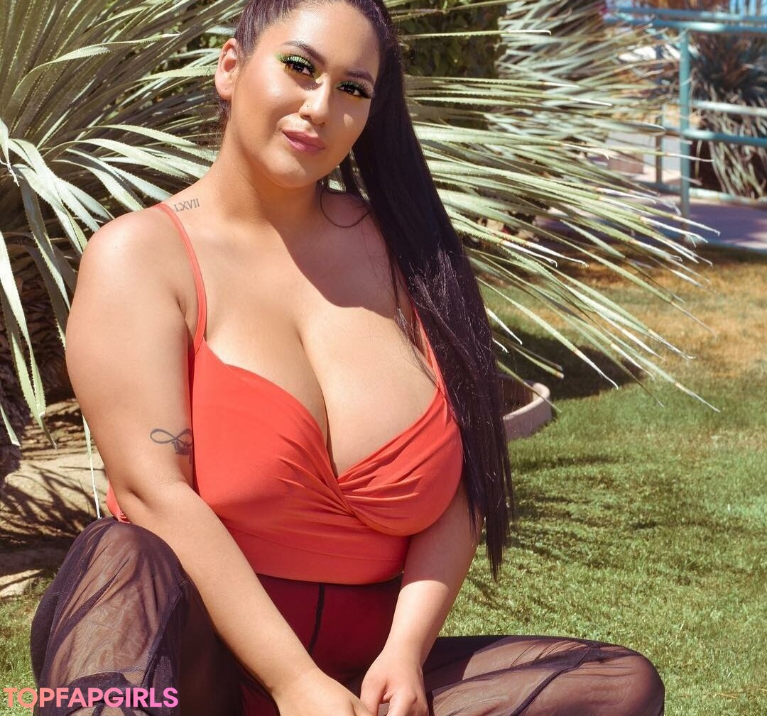 white shemale onlyfans erotic pictures