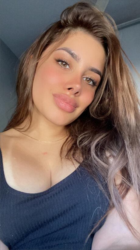 Brigitte hot actress img