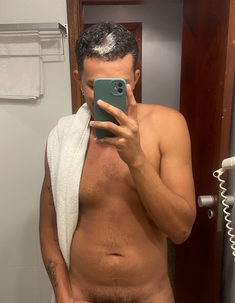 Neves pornstar art photo