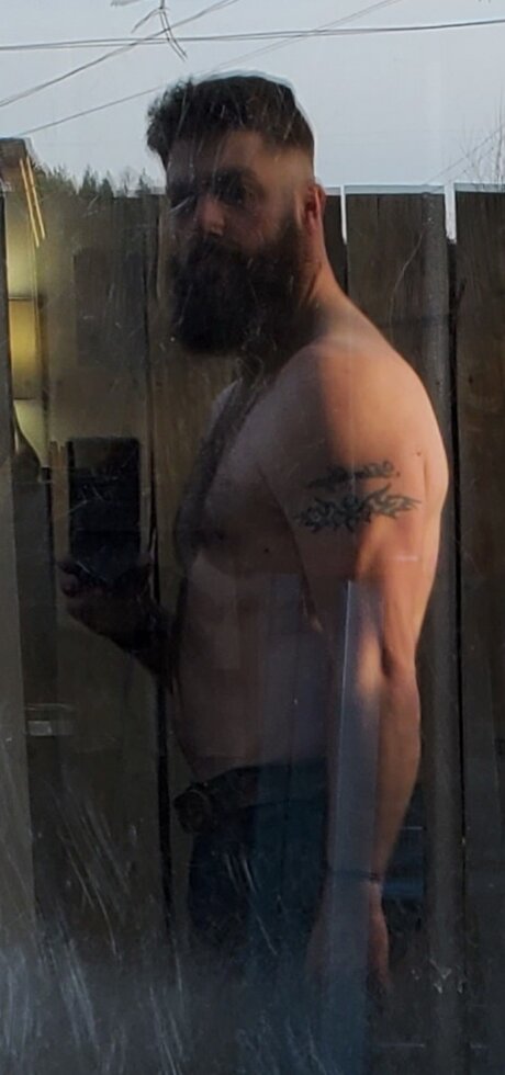 Mechanic34 pornographic model archive