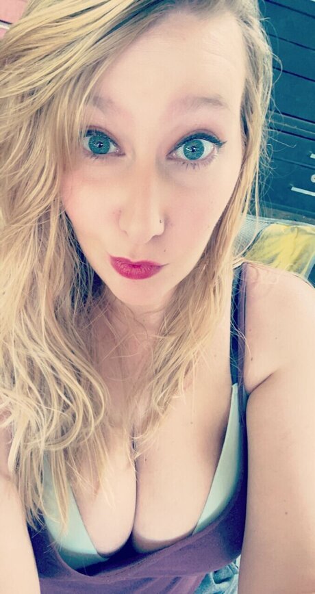 girlfriend onlyfans naked images