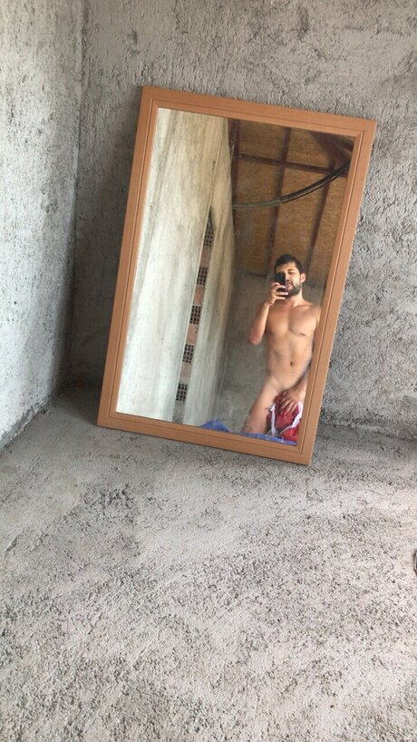 Tunahan Yorulmaz pornstar nude img