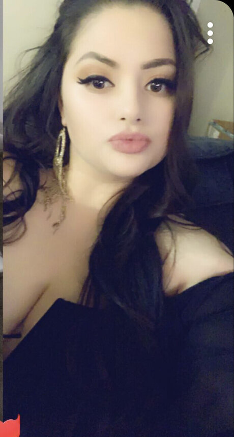 Jessica Yesenia Padilla hot actress image