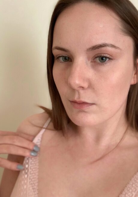 Alison Wilde adult model galleries