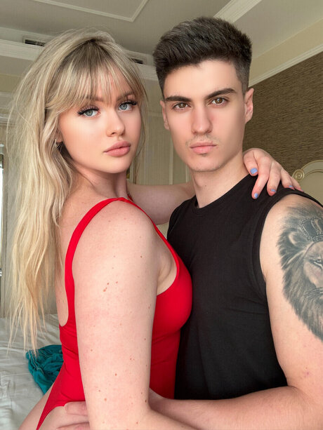 _sss ttt_ naked pornstar photo