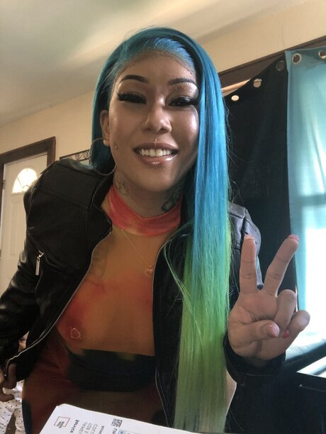 Meia Nicole top profile image