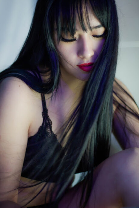 Xnialov xxx actress photo