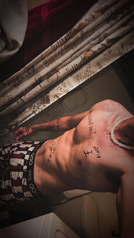 Savage23 star porn pic