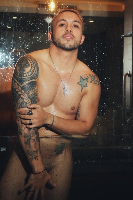 Ricardo Rodriguez sex model picture