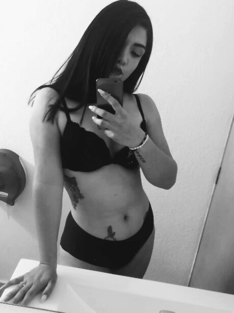 Ivanna Arellano Torres model nude photo