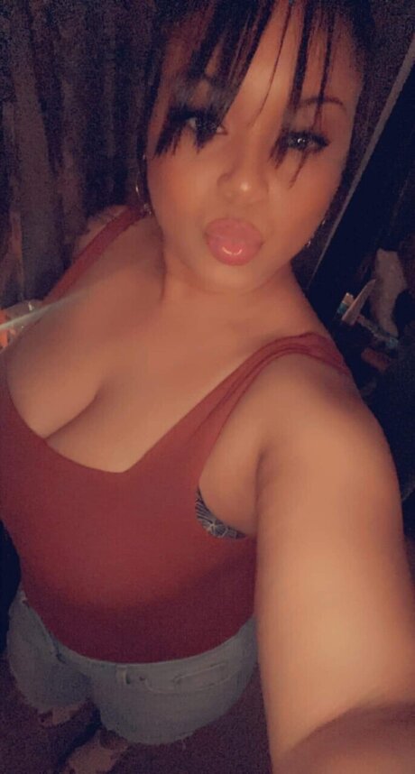 Britt Blanco free pornstar images