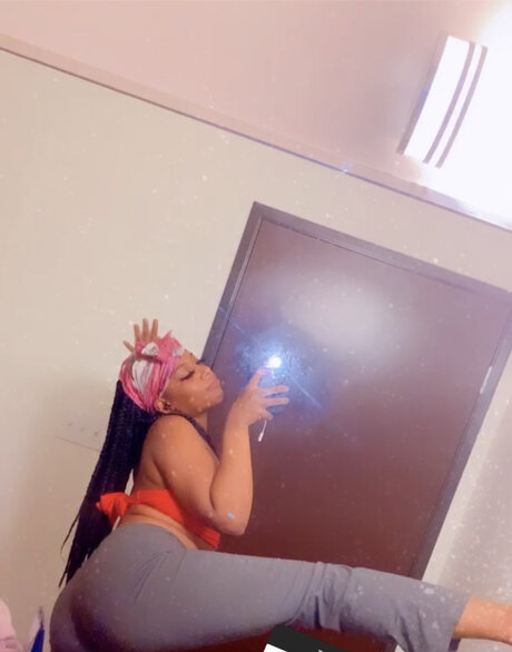 Carameldipped nice actress img