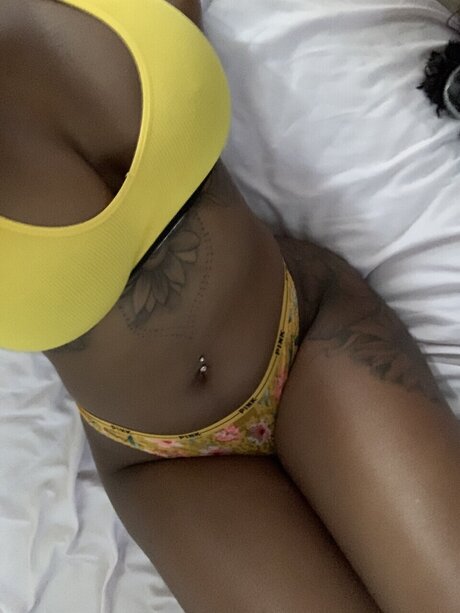 Chantel B nice actress pics