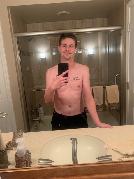 Cuckboyconnor pornstar hd picture